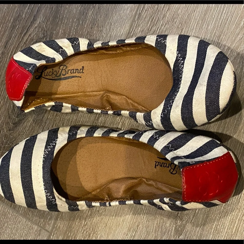 Lucky Brand striped flats